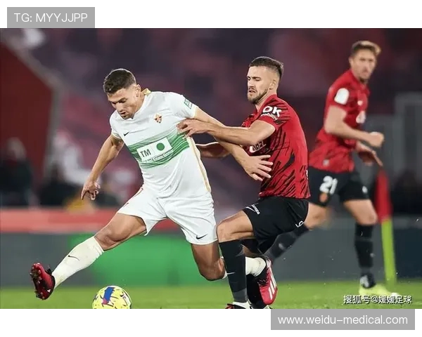 阿贾克斯与费耶诺德激战在即 荷兰足球德比精彩对决一触即发